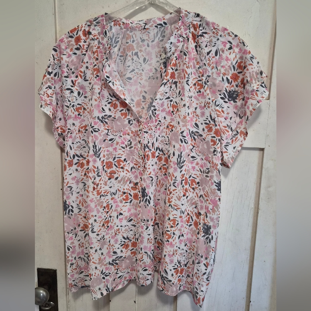 NWOT Multicolor Floral Mandarin Collar Blouse – Size XL